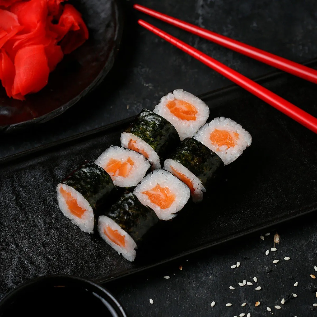 smoked-salmon-maki