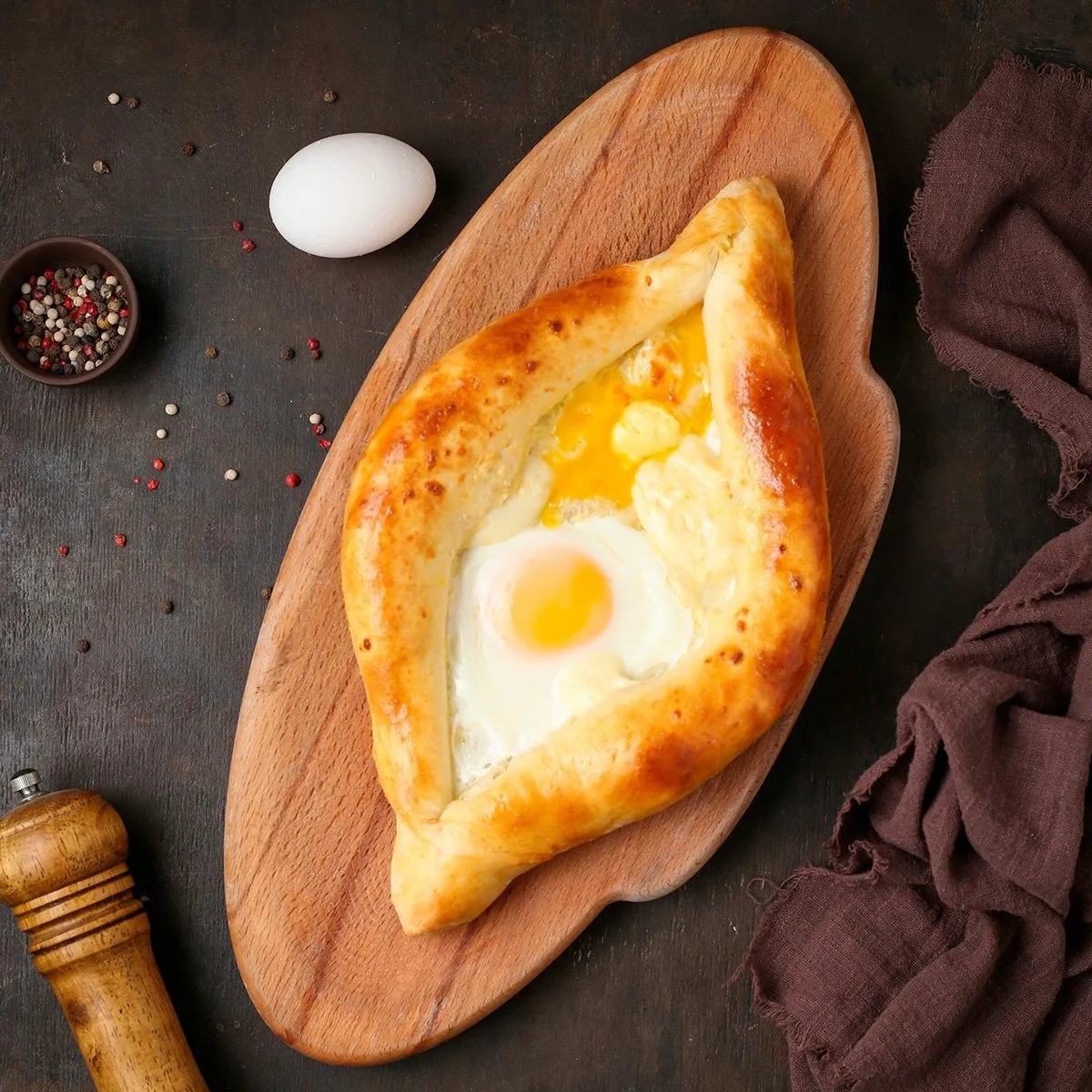 adjarian-khachapuri