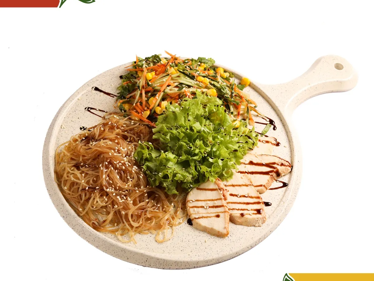 funchoza - salad -with chicken