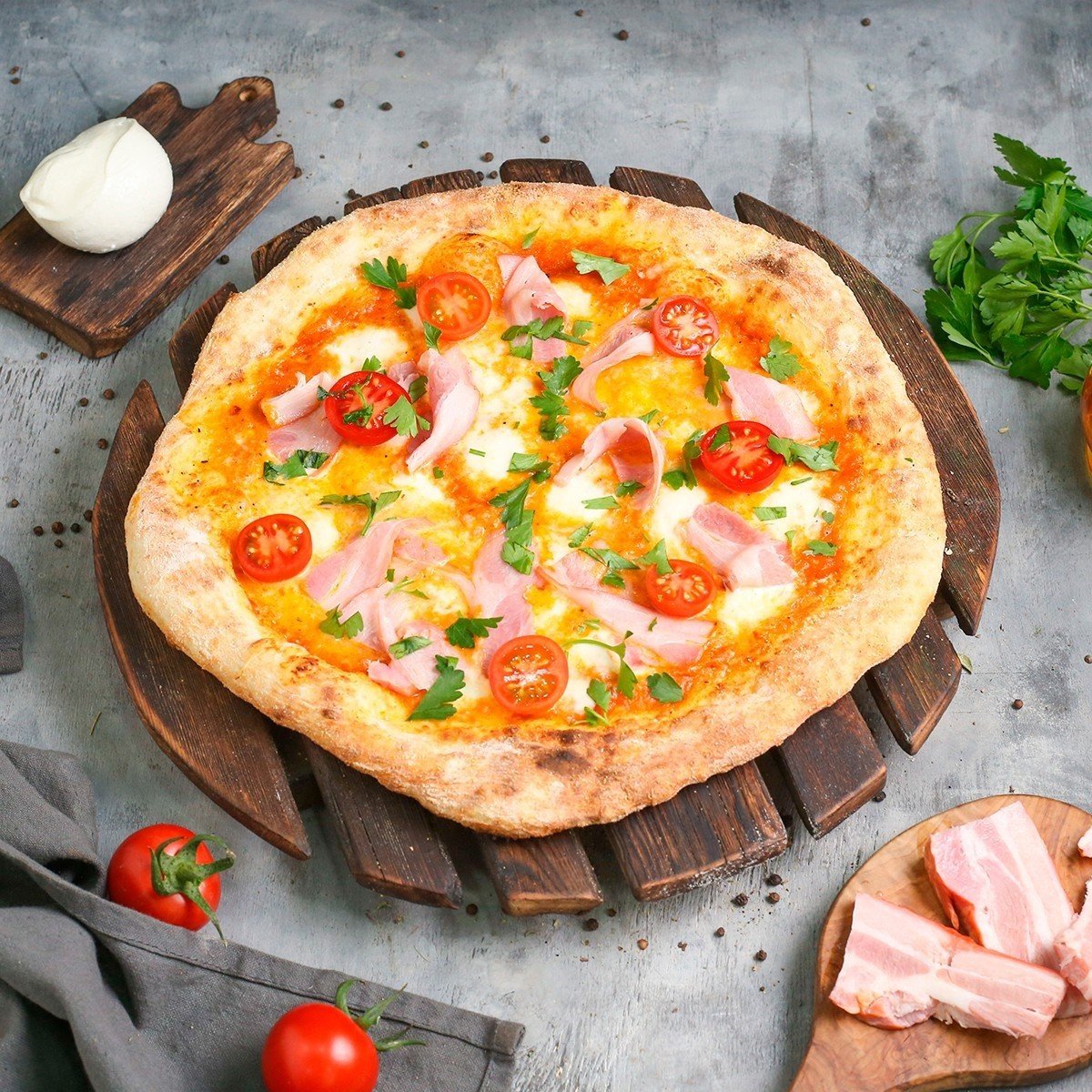 neapolitan-pizza-pancetta