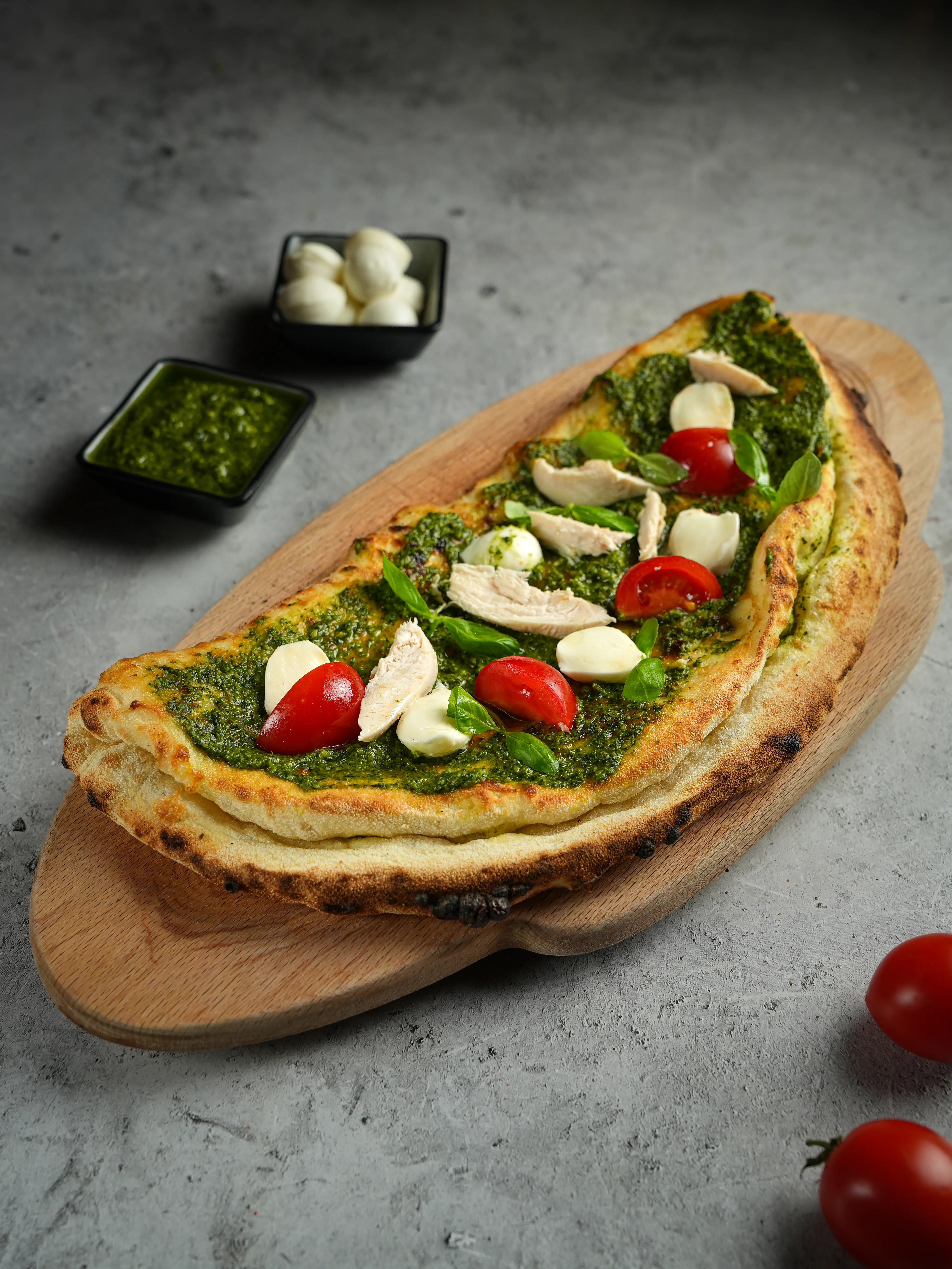 mezzo-with-chicken-pesto-sauce