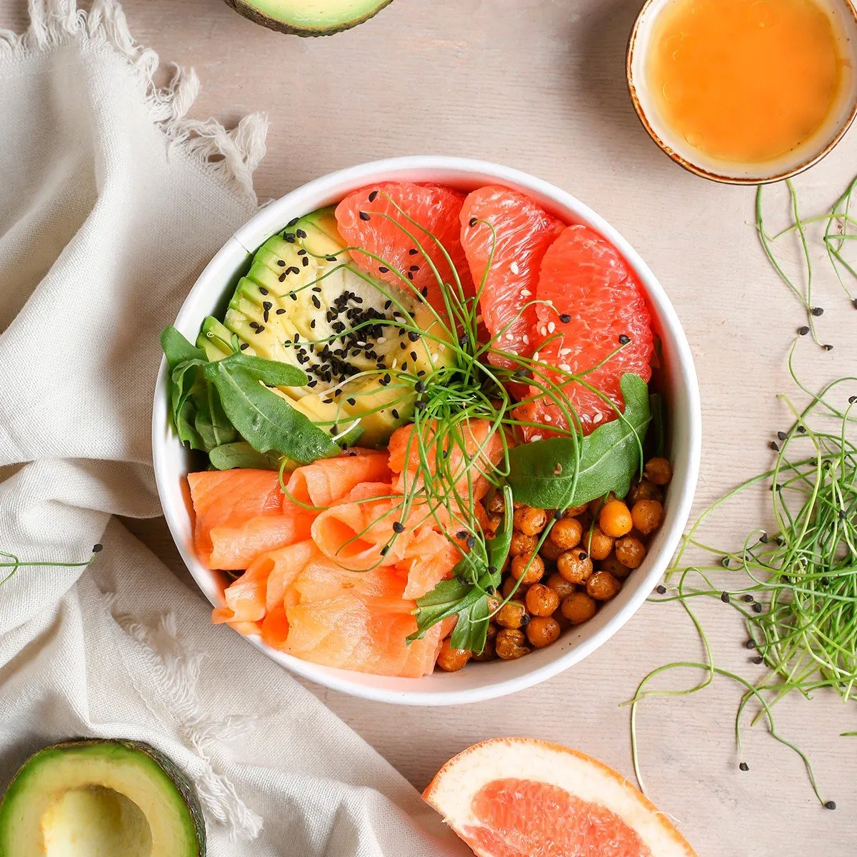 salmon-chickpea-bowl